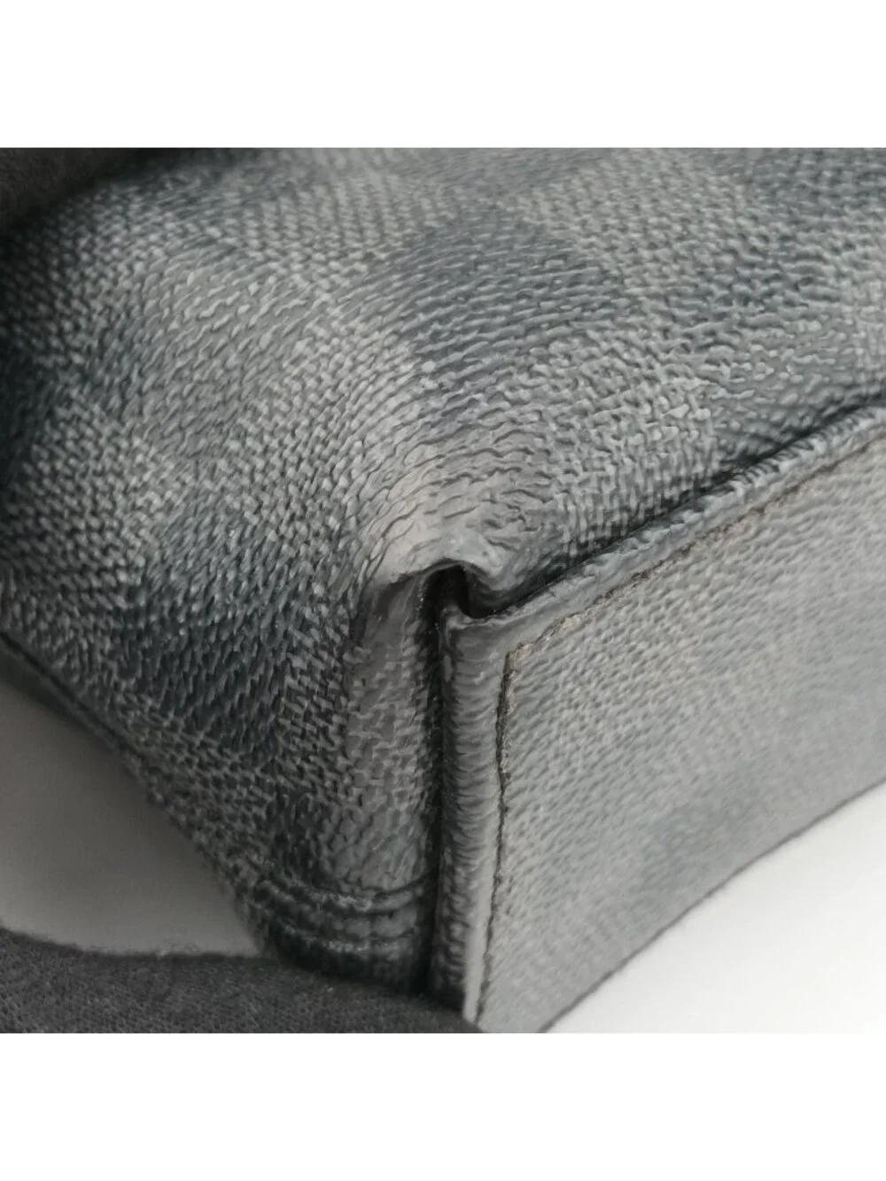 Louis Vuitton Porte Documents Jules Noir Damier Graphite